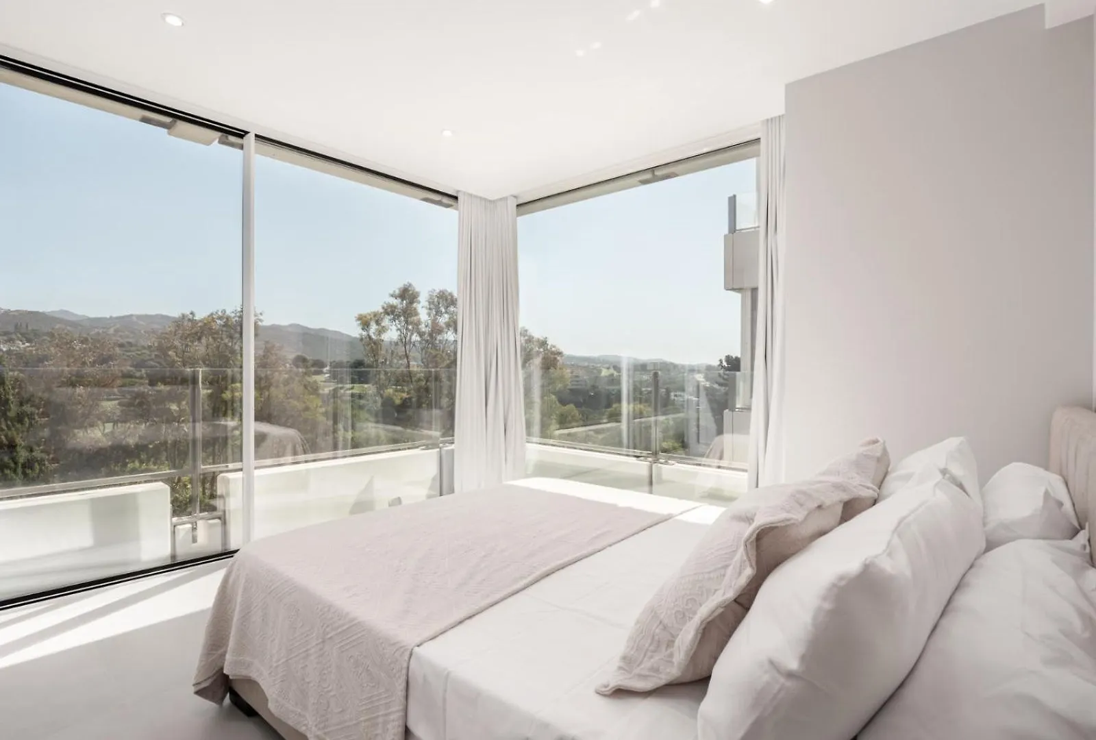 Apartamento Con Vistas Al Mar, La Concha Y Rio Real Marbella